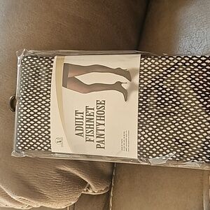 Fishnet pantyhose